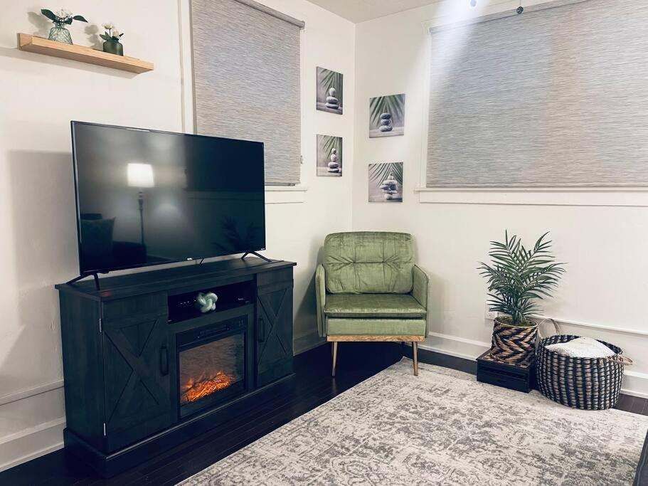 Lady Madonna Sage Flat Apartment Salt Lake City Exterior photo