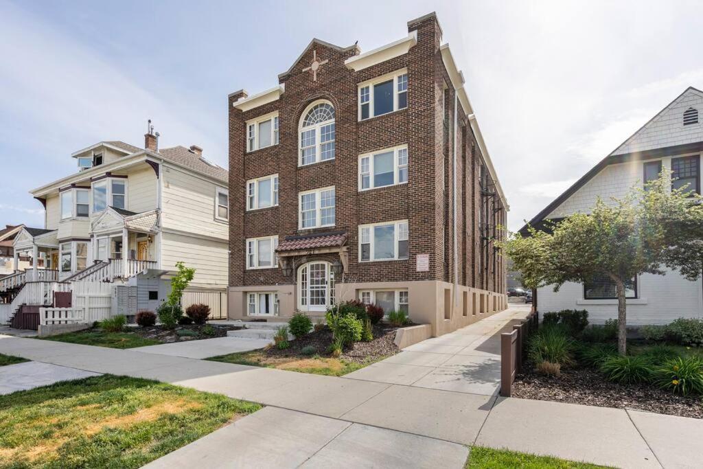 Lady Madonna Sage Flat Apartment Salt Lake City Exterior photo